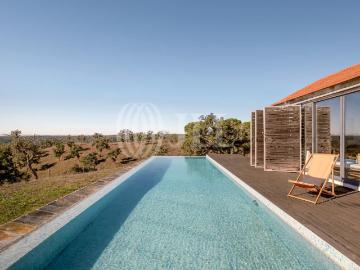 Quinta com três habitações, em São Francisco da Serra 130m² São Francisco Da Serra