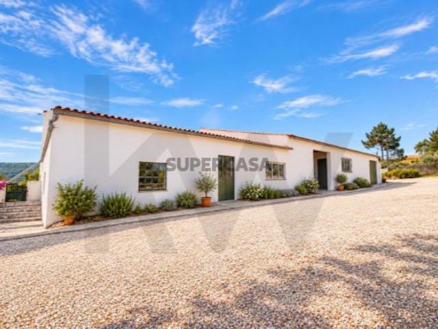 Quinta com 13.560 m² | Oportunidade de Investimento Turístico em Mira de Aire