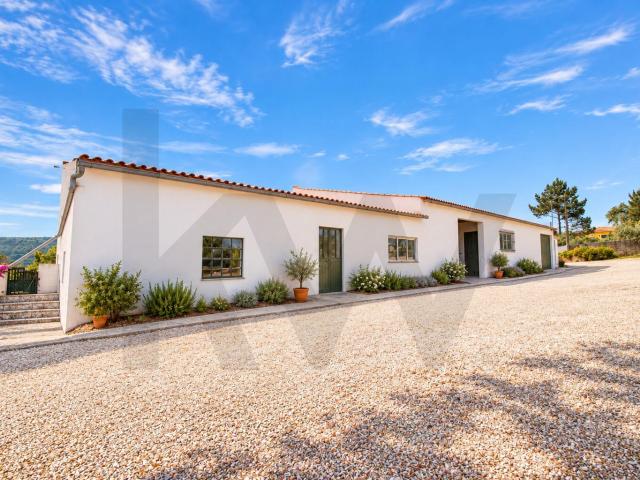 Quinta com 13.560 m² | Oportunidade de Investimento Turístico em Mira de Aire