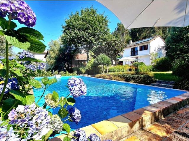 QUINTA COM 2 CASAS, PISCINA E 14.000 M2 DE TERRENO CABECEI. 0m² Cabeceiras De Basto