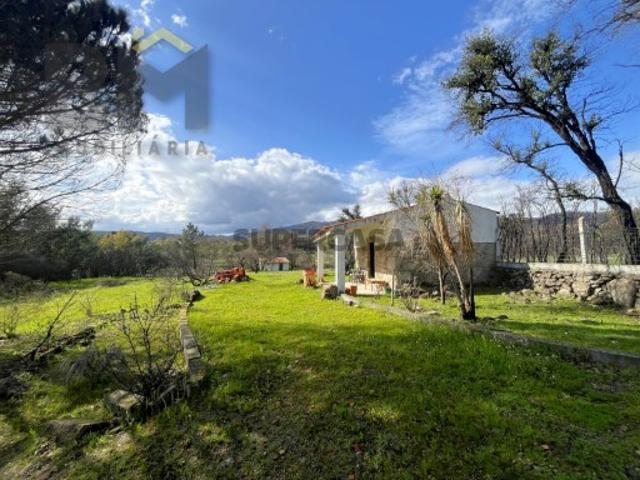 Quinta com 4800m2 em Soalheira Fundão
