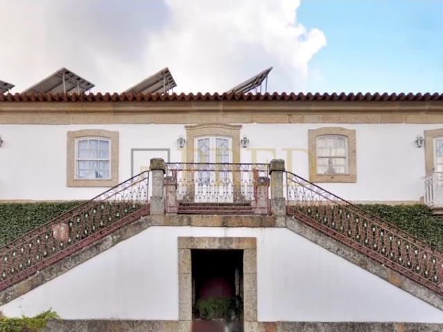Quinta com 500 anos para venda