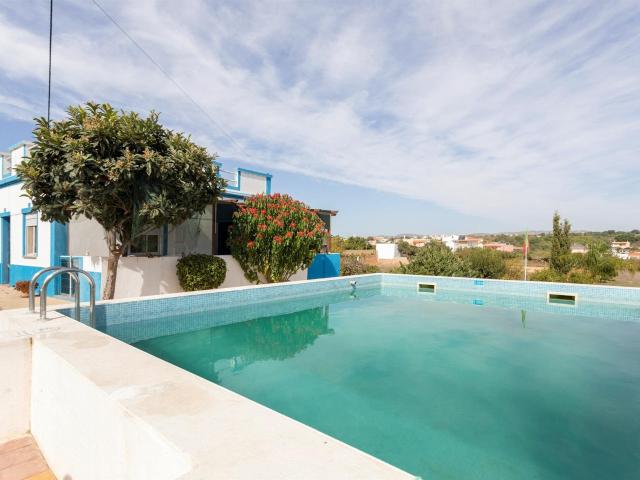 Quinta composta por 3 Moradias 219m² Pechão