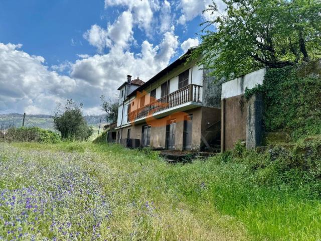 Quinta Curral da Palha em Avô, Oliveira do Hospital 120m² Avô