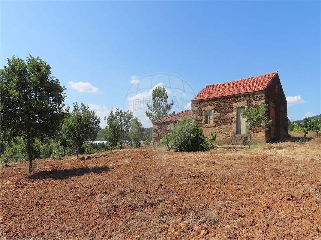 Quinta à venda em Vale de Prazeres e Mata da Rainha, Fundão RE/MAX Portugal