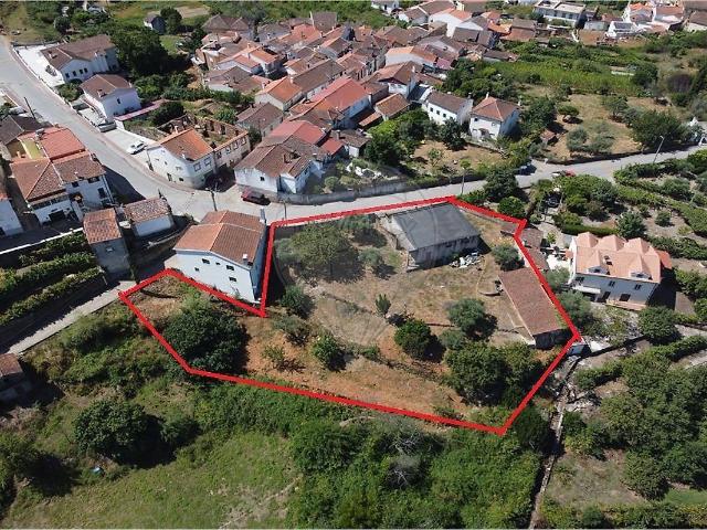 Quinta à venda em Vila Cova de Alva e Anceriz, Arganil RE/MAX Portugal