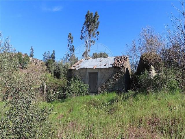Quinta à venda em Aldeia do Bispo, Águas e Aldeia de João Pires, Penamacor RE/MAX Portugal