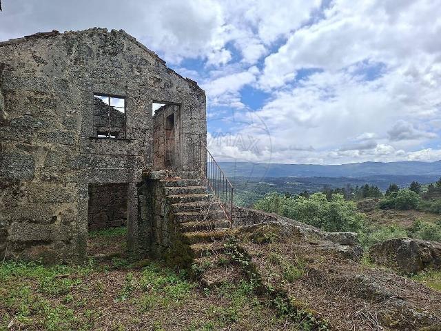 Quinta à venda em Figueiró da Granja, Fornos de Algodres RE/MAX Portugal