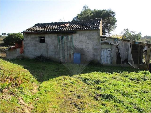 Quinta à venda em Fundão, Valverde, Donas, Aldeia de Joanes e Aldeia Nova do Cabo, Fundão RE/MAX Portugal