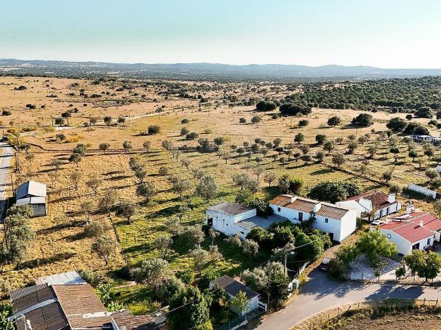 Quinta à venda em São Gregório e Santa Justa, Arraiolos RE/MAX Portugal