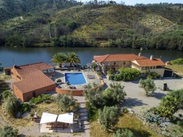 Quinta à Beira Rio em Tábua Coimbra Renovada, Sustentável e com Licença AL