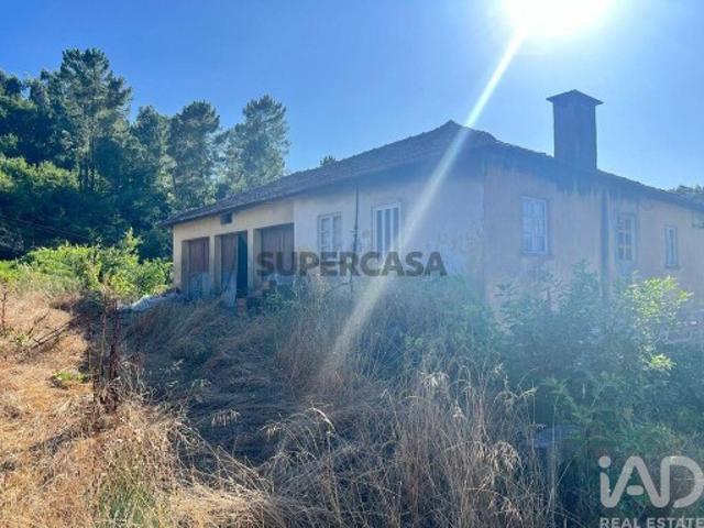 Quinta agricola T2 em Freixo de Cima e de Baixo de 190 m²