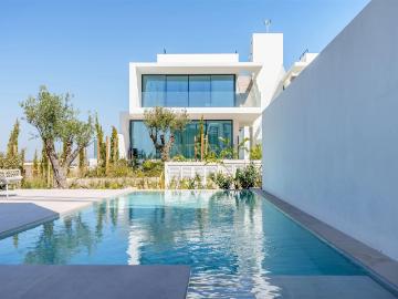 Quinta Dourada – Built by Design | Moradias novas com piscin. m² Albufeira e Olhos de Água
