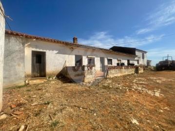 Quinta no Monte Judeu | 15 Hectares de Natureza Pura | Lagos, Algarve | Moradia T2+1 | Projeto de Renovação Aprovado | Potencial Ilimitado Lagos Algarve Portugal