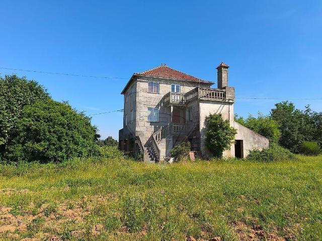 Quinta da Lavegada – Propriedade com 4 hectares e vista privilegiada para a Serra da Estrela