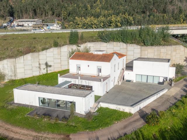 Quinta Da Ponte — Exclusividade, Privacidade E Natureza Às P. 402m² Ceira