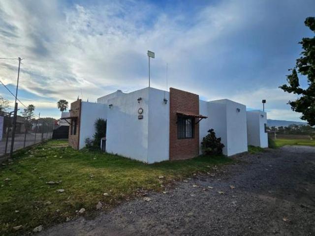 Quinta de 1000 m² de terreno con 5 habitaciones en venta en La Calerilla