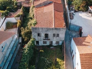 Moradia de 1937 em Zona ARU com 523m² de Área – Travasso,Mealhada