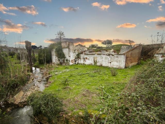Quinta de 7 hectares com potêncial urbano