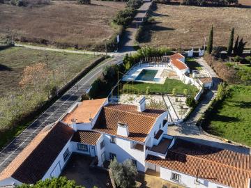Quinta de Encanto às Portas de Vila Viçosa