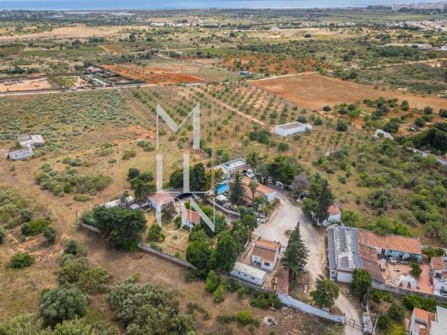 Quinta de Investimento com 10 Habitações Arrendadas | Pêra – Algarve