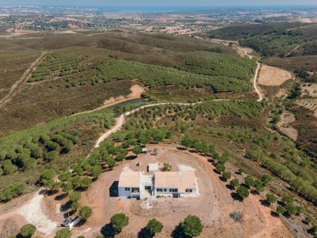 Quinta de Luxo com Vista Mar e Terreno com 100 Ha Lagos