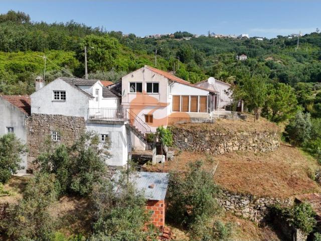 Quinta de S. Pedro em Penalva do Alva, Oliveira do Hospital 100m² Penalva de Alva e São Sebastião da Feira
