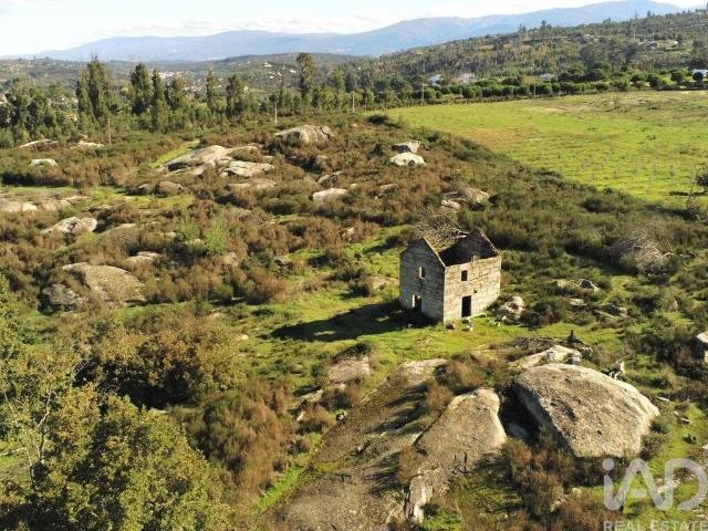 Quinta em Lagos da Beira e Lajeosa 84m² Lagos da Beira e Lajeosa