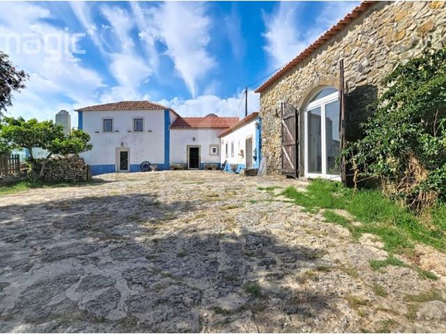 Moradia em Mafra inserida num terreno com 5,331m2
