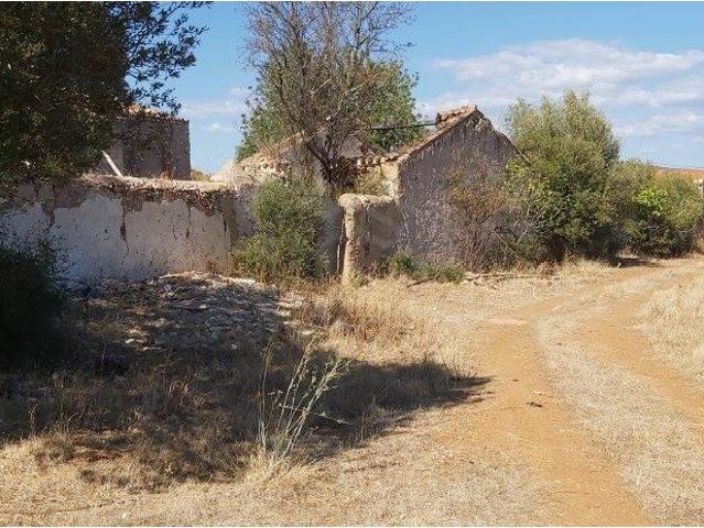 Quinta em zona agrícola, Alcaria, Paderne, Albufeira, Algarv. 30m² Paderne