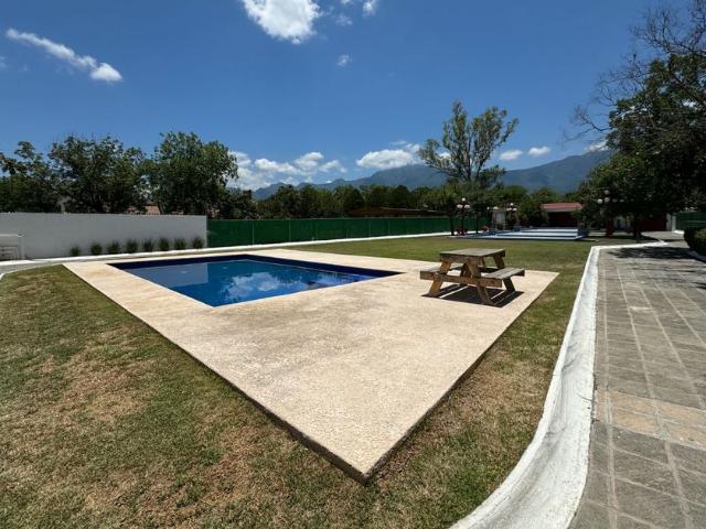 Quinta en renta Congregacion Yerbaniz, Santiago, Nuevo León