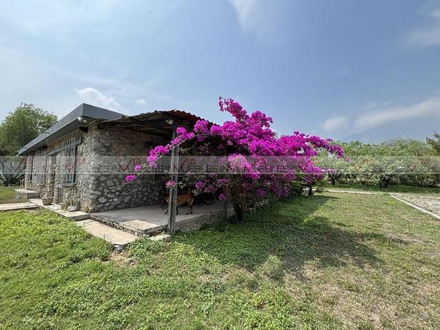 Quinta en renta Cam. A La Palapa 133, Los Nogales Localidad, Santa Catarina, Nuevo León, 66393, Mex