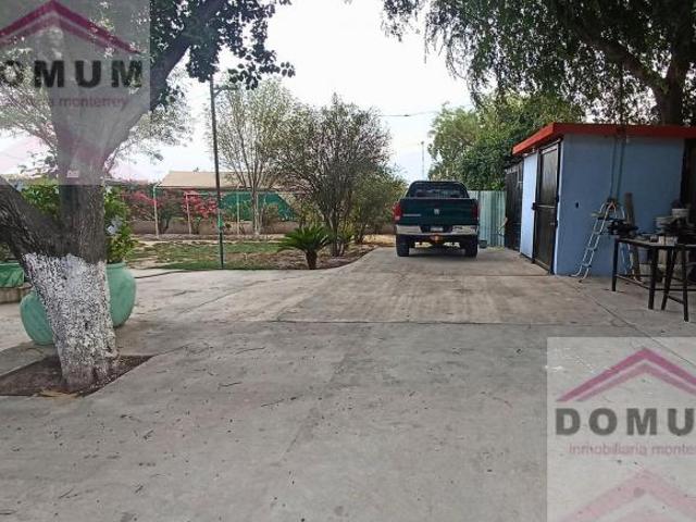 Quinta en venta 2,800 m2 en García, N.L