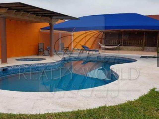 Quinta en venta en Portal del Norte, General Zuazua