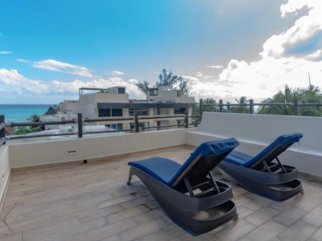 Casa de Campo en Venta en Playa del Carmen: 4 Recámaras y Piscina Privada