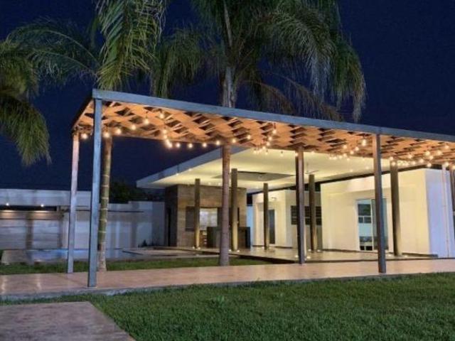 QUINTA EN VENTA EN ZUAZUA, N.L