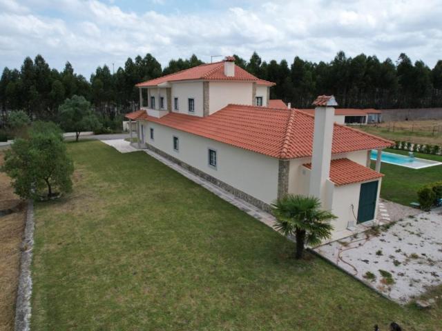 Quinta excelente, c/ piscina e furo c/ muita água, entre Cal. 0m² Caldas da Rainha Santo Onofre e Serra do Bouro