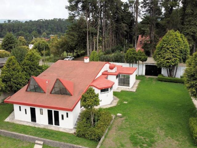 Quinta Exclusiva en Huauchinango de Estilo R?stico con 2,154 m? de Naturaleza y Privacidad