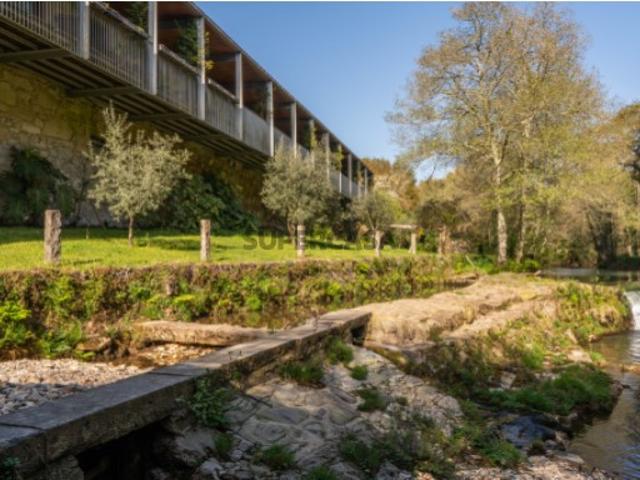 Quinta junto às margens do rio Âncora, em Viana do Castelo