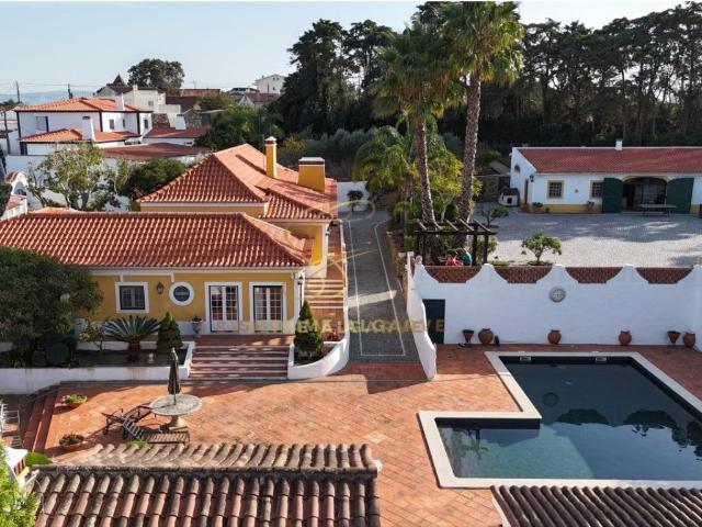 Quinta no Bombarral composta por moradia, edifício com grade. 860m² Carvalhal