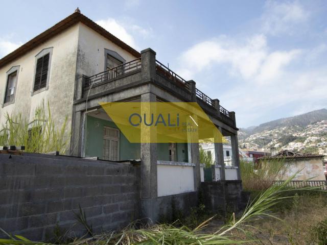 Quinta para Remodelar no Funchal Ilha da Madeira €1.350. 226m² Santo antónio