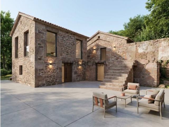 Quinta para reabilitar com vistas deslumbrantes para o Rio Douro