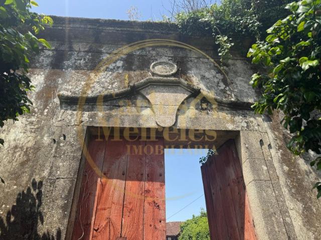 Quinta para Recuperar em Ardegão, Ponte de Lima Um Refúgio com Potencial Único no Coração do Minho