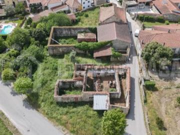 Quinta para Restaurar em Tondela