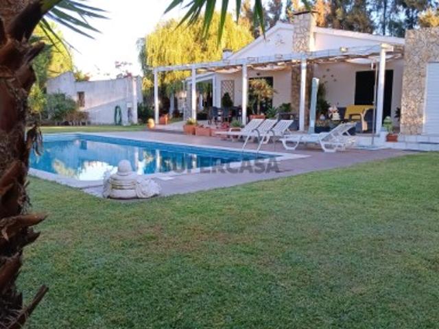 Quinta Pinhal Novo com 2 Benfeitorias