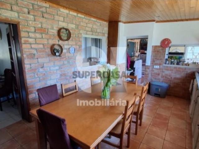 Quinta Rural com 7.900 m² e Três Construções Existentes