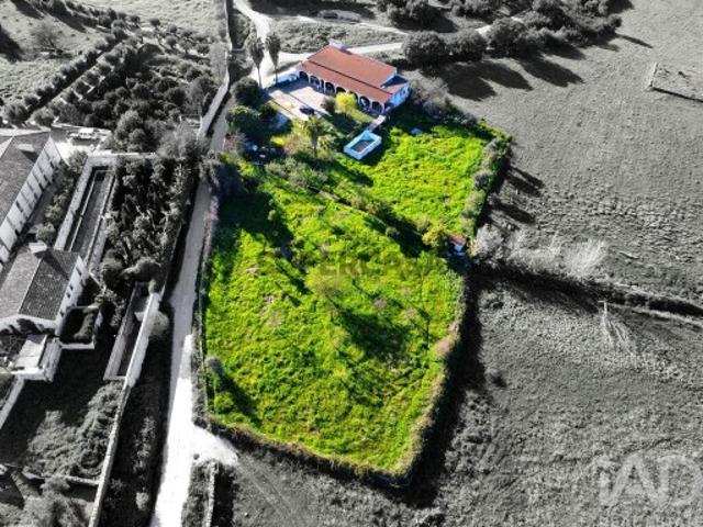 Quinta rural T3 em Nossa Senhora da Conceição e São Bartolomeu de 210,78 m²