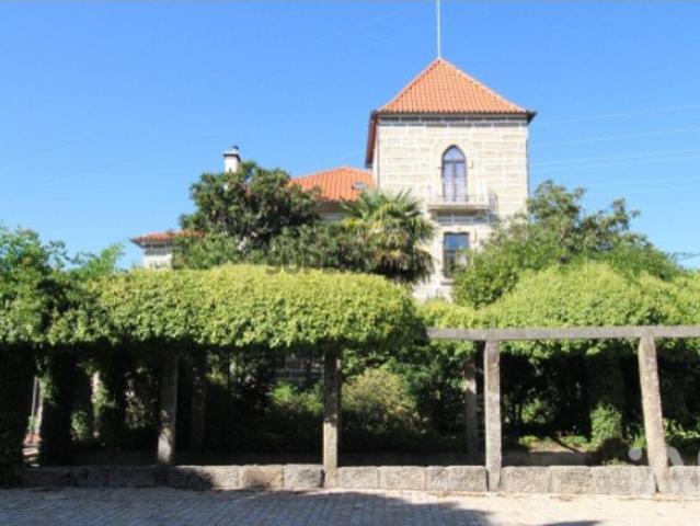 Quinta T10 em Bodiosa de 290 m²
