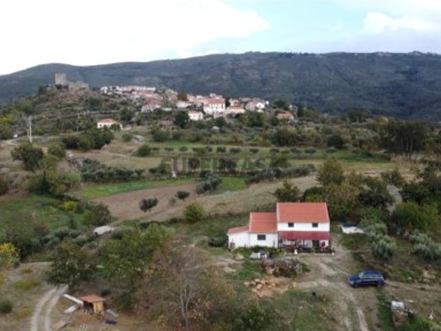 Quinta T1 Venda em Linhares,Celorico da Beira