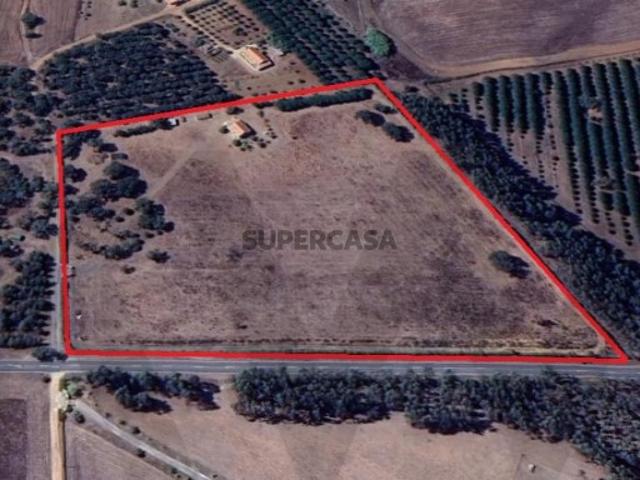 Quinta T2+2 a 10 km de Porto Covo com possível viabilidade turística
